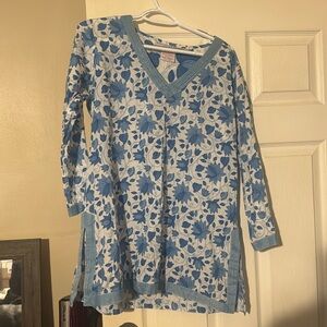 Gretchen Scott women’s top size medium